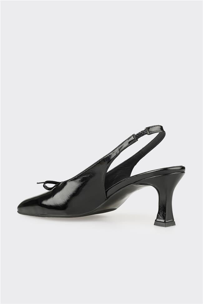 Siyah Deri Kadın Günlük Ayakkabı