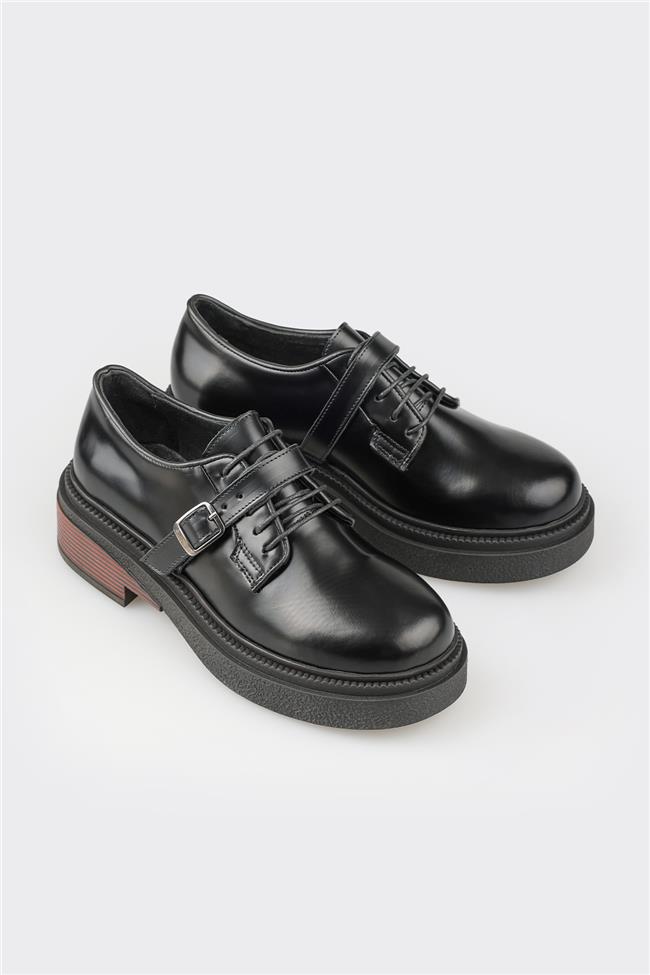 Siyah Deri Kadın Günlük Ayakkabı