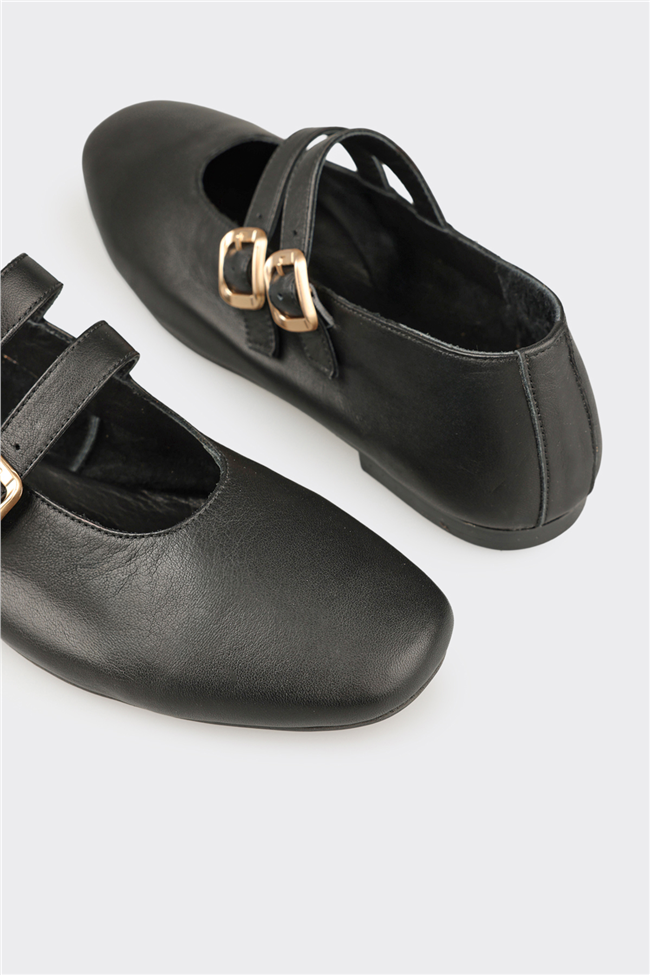 Siyah Deri Kadın Günlük Ayakkabı