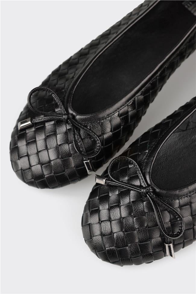 Siyah Deri Kadın Günlük Ayakkabı