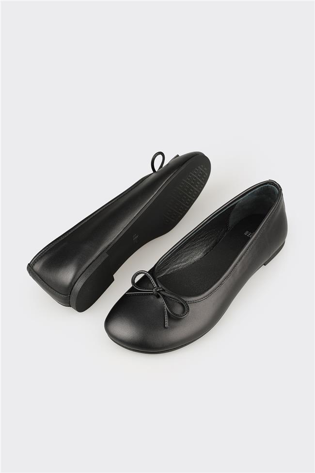 Siyah Deri Kadın Günlük Ayakkabı