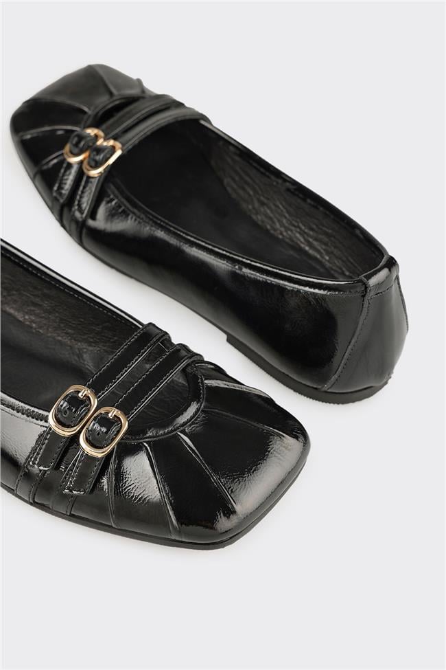 Siyah Deri Kadın Günlük Ayakkabı