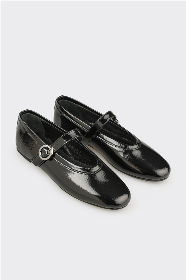 Siyah Deri Kadın Günlük Ayakkabı