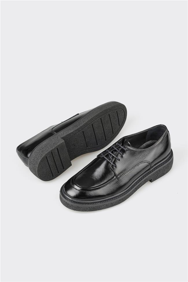 Siyah Deri Kadın Günlük Ayakkabı