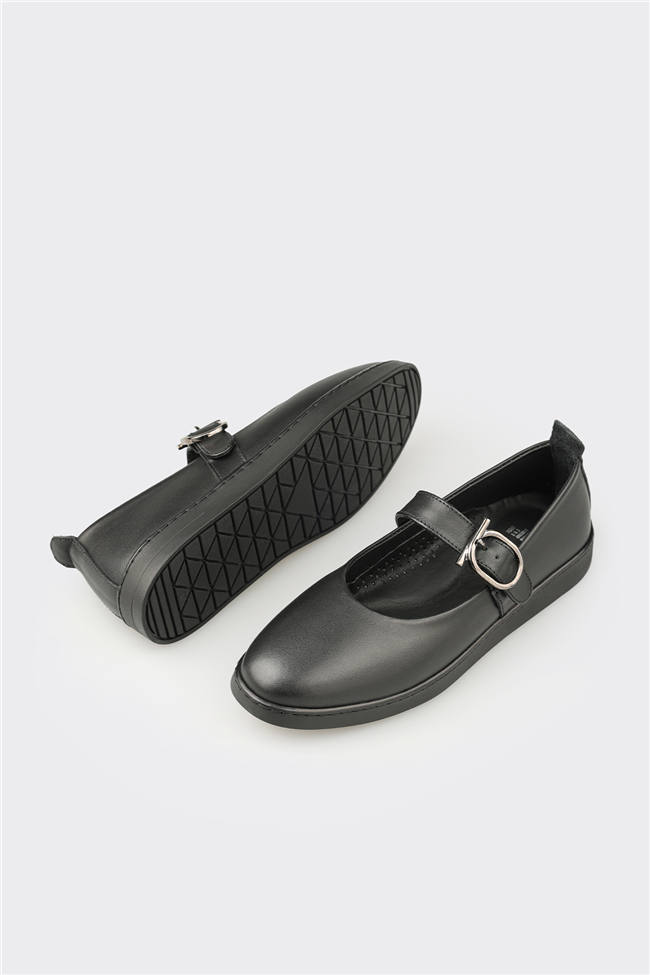 Siyah Deri Kadın Günlük Ayakkabı
