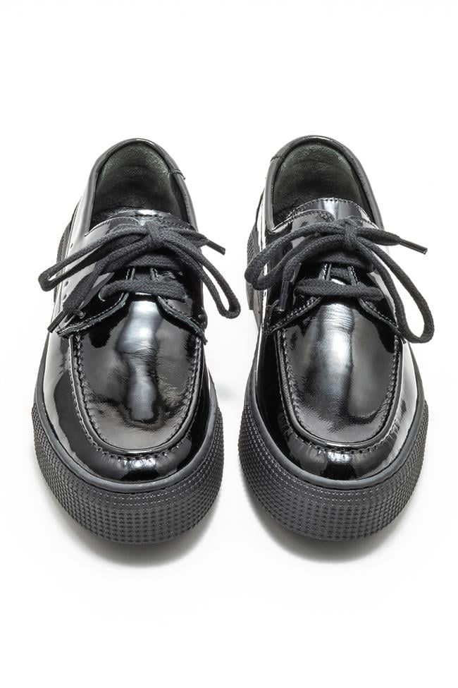 Siyah Deri Kadın Günlük Ayakkabı