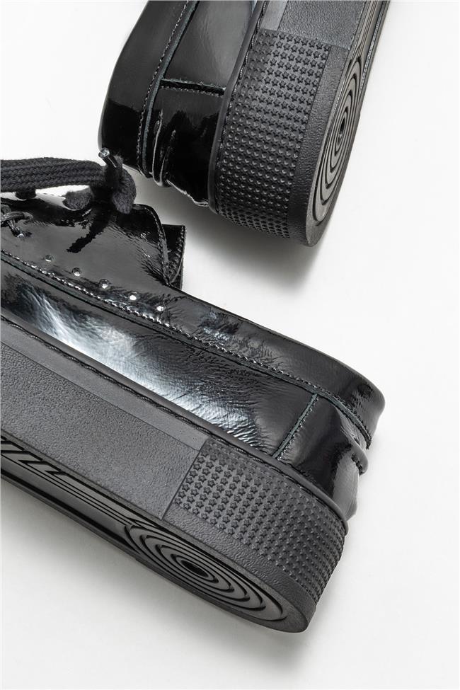 Siyah Deri Kadın Günlük Ayakkabı