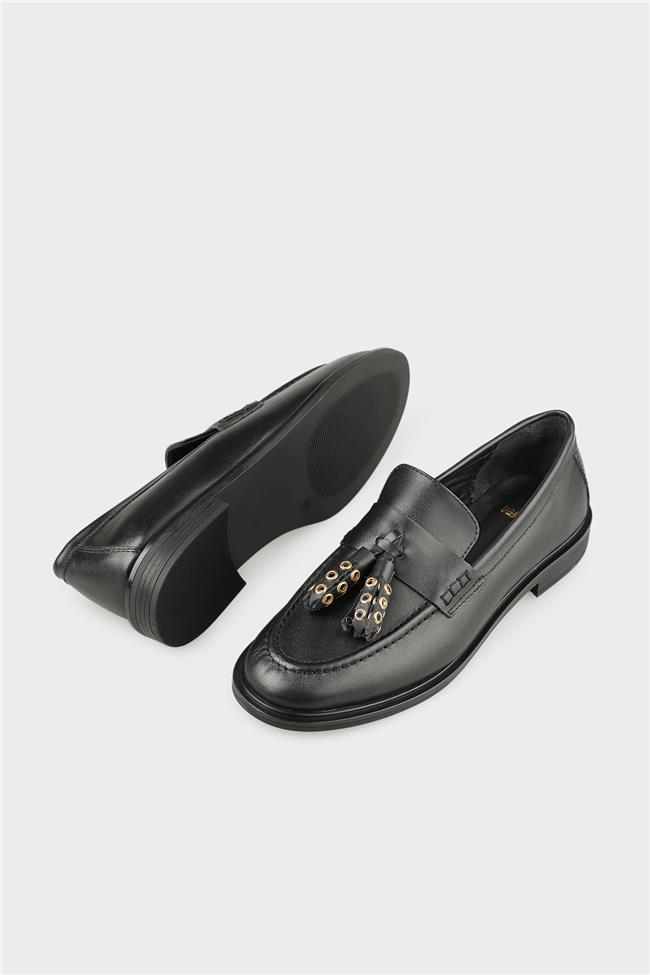 Siyah Deri Kadın Günlük Ayakkabı