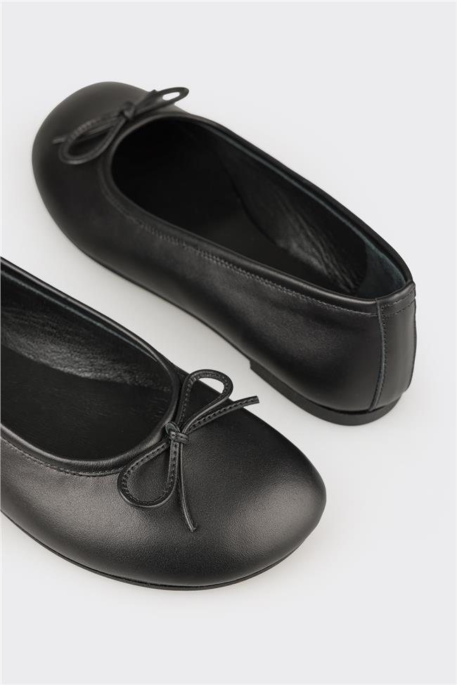 Siyah Deri Kadın Günlük Ayakkabı