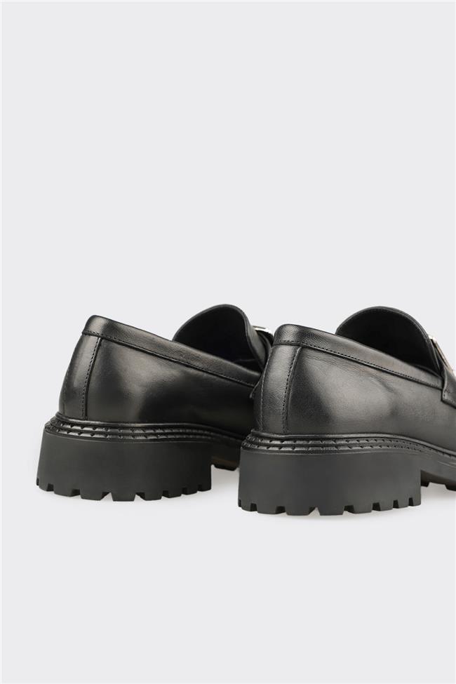 Siyah Deri Kadın Günlük Ayakkabı