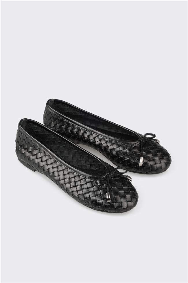 Siyah Deri Kadın Günlük Ayakkabı