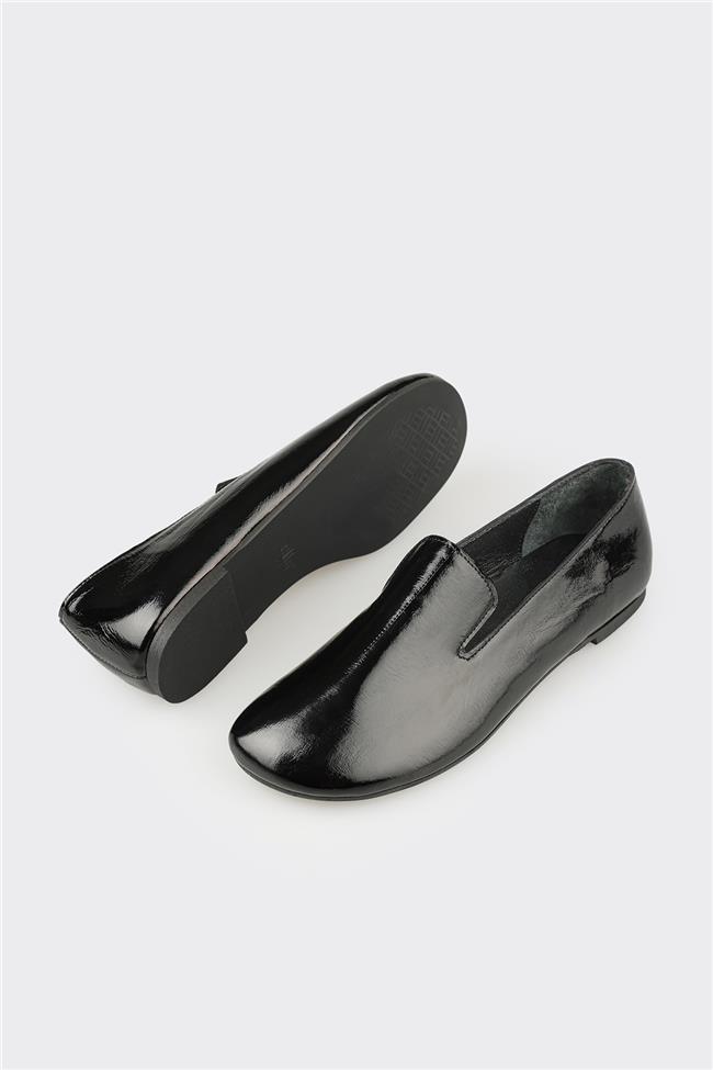 Siyah Deri Kadın Günlük Ayakkabı