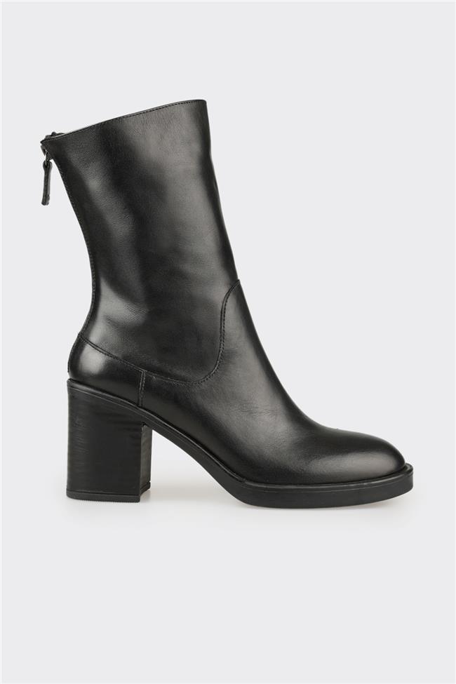 Siyah Deri Kadın Günlük Bot