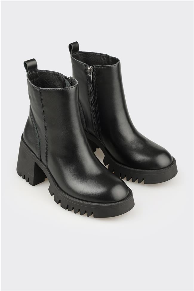 Siyah Deri Kadın Günlük Bot