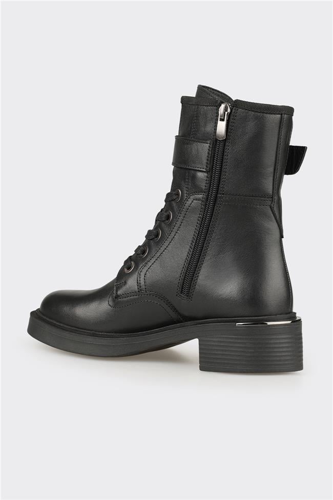 Siyah Deri Kadın Günlük Bot