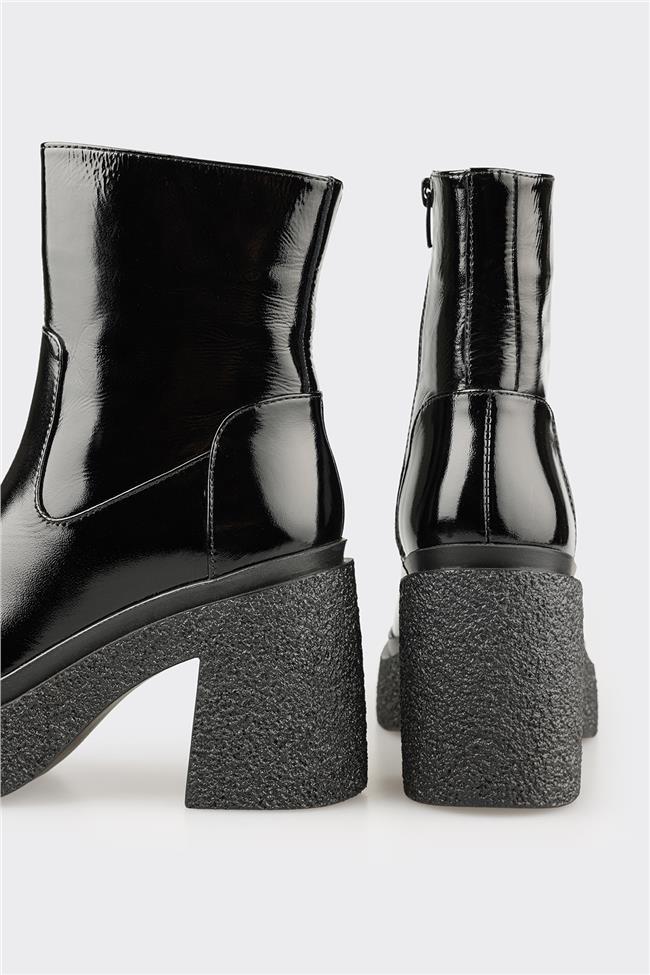 Siyah Deri Kadın Günlük Bot