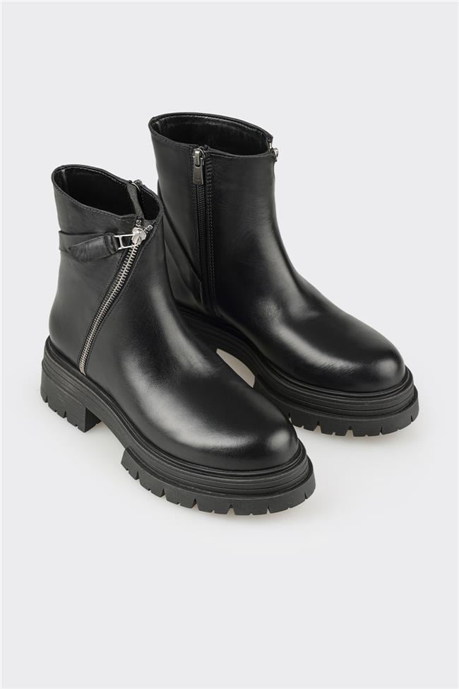 Siyah Deri Kadın Günlük Bot