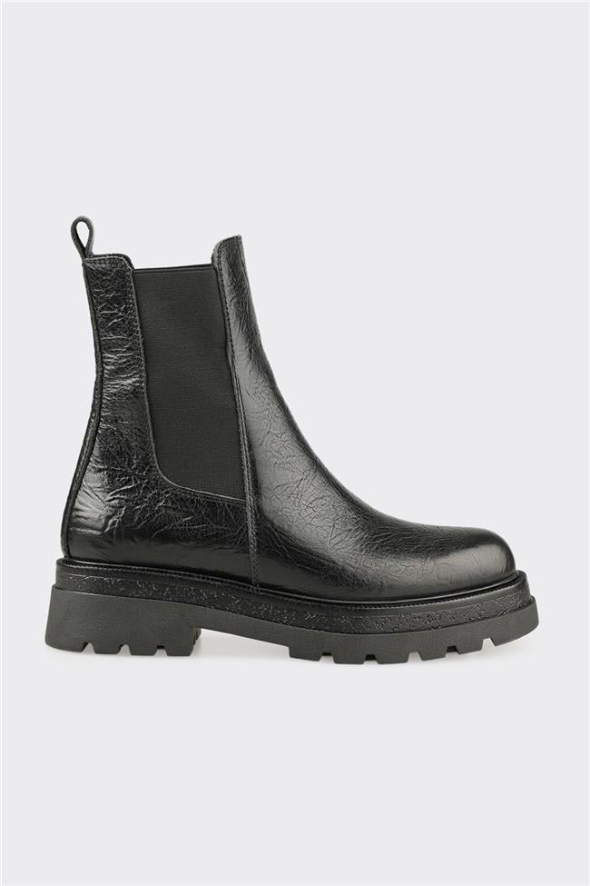 Siyah Deri Kadın Günlük Bot