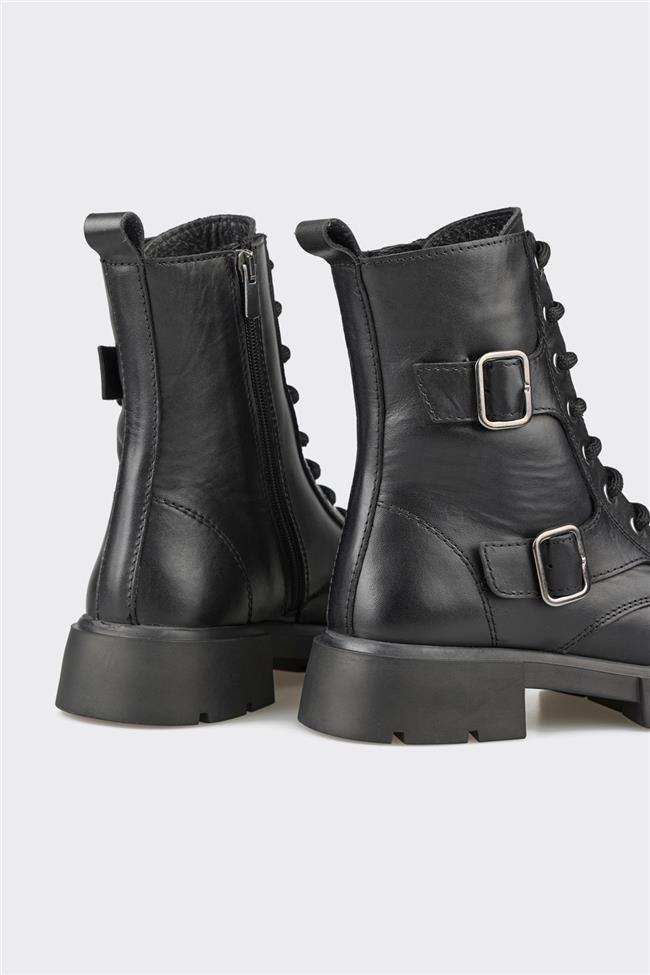 Siyah Deri Kadın Günlük Bot