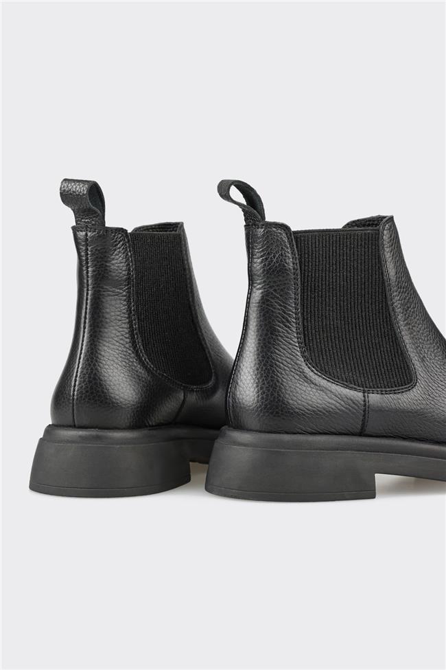 Siyah Deri Kadın Günlük Bot