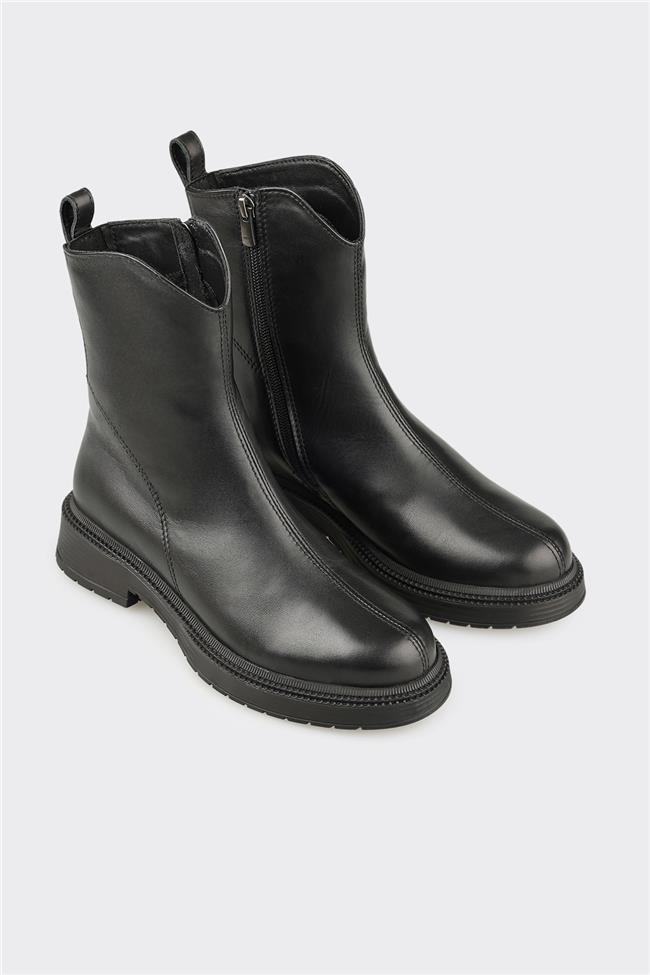 Siyah Deri Kadın Günlük Bot