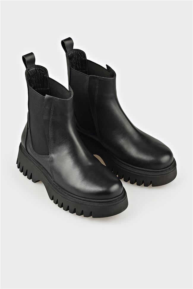 Siyah Deri Kadın Günlük Bot
