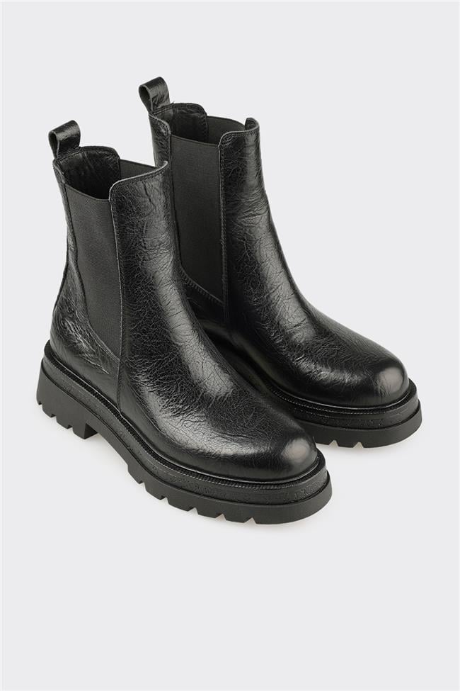 Siyah Deri Kadın Günlük Bot