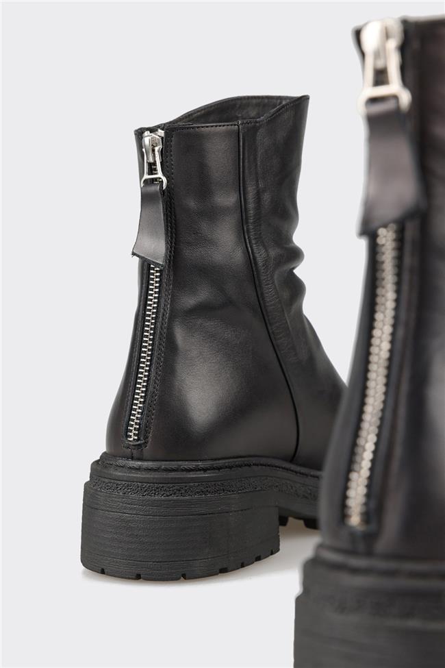 Siyah Deri Kadın Günlük Bot