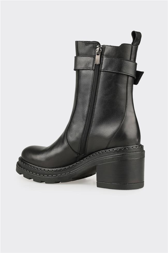 Siyah Deri Kadın Günlük Bot