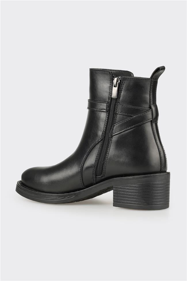 Siyah Deri Kadın Günlük Bot