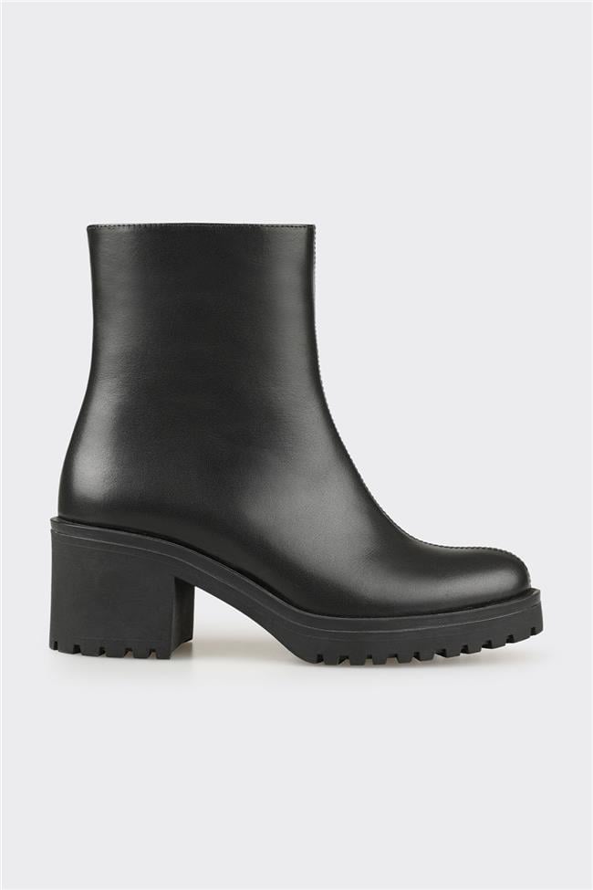 Siyah Deri Kadın Günlük Bot