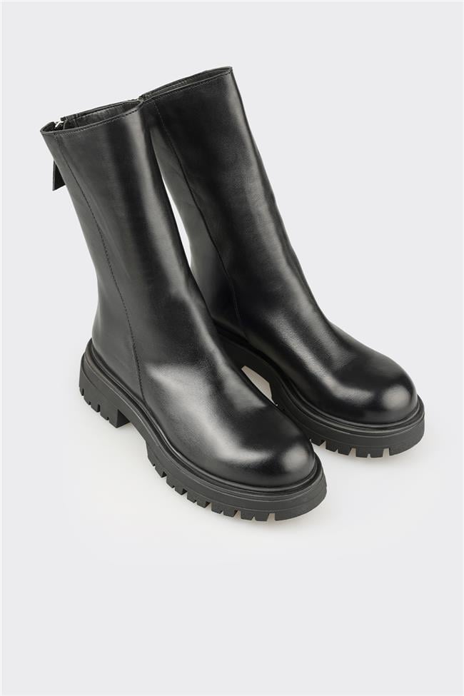 Siyah Deri Kadın Günlük Bot