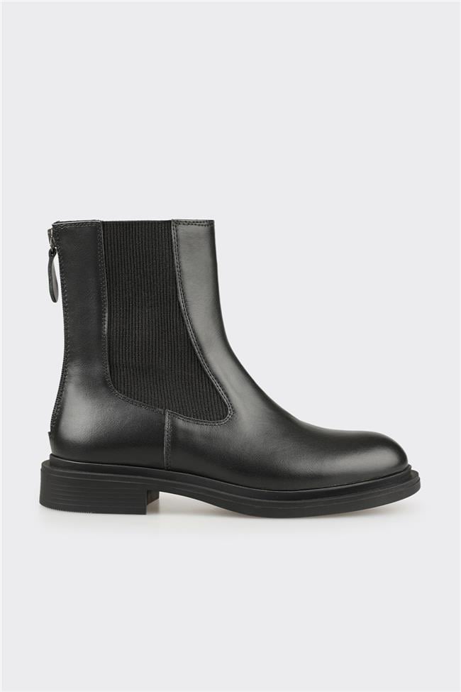 Siyah Deri Kadın Günlük Bot