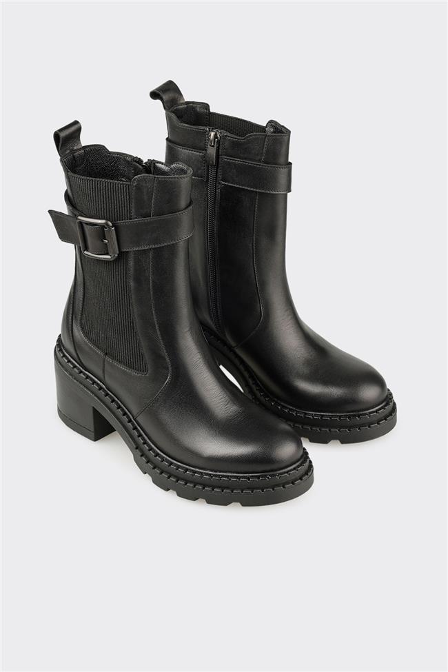 Siyah Deri Kadın Günlük Bot