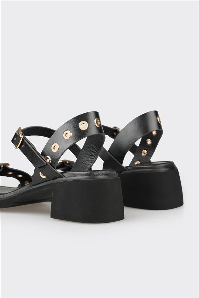 Siyah Deri Kadın Günlük Sandalet