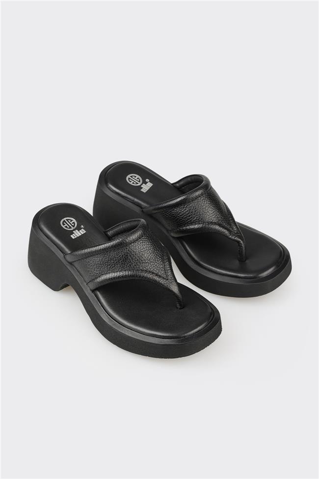 Siyah Deri Kadın Günlük Terlik