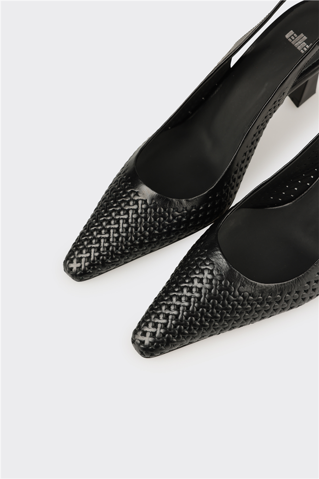 Siyah Deri Kadın Klasik Ayakkabı