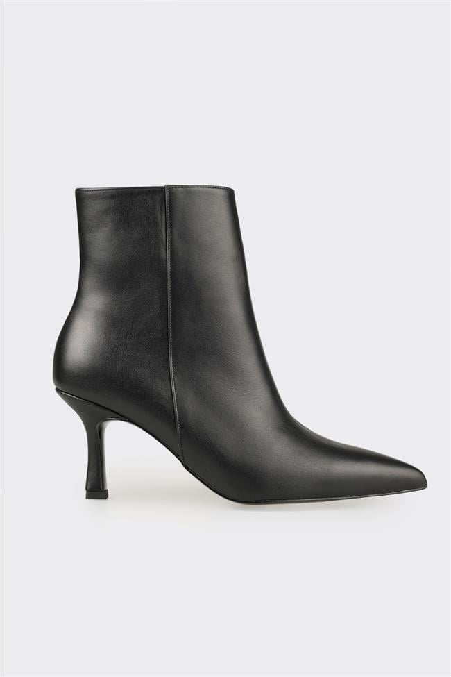 Siyah Deri Kadın Klasik Bot