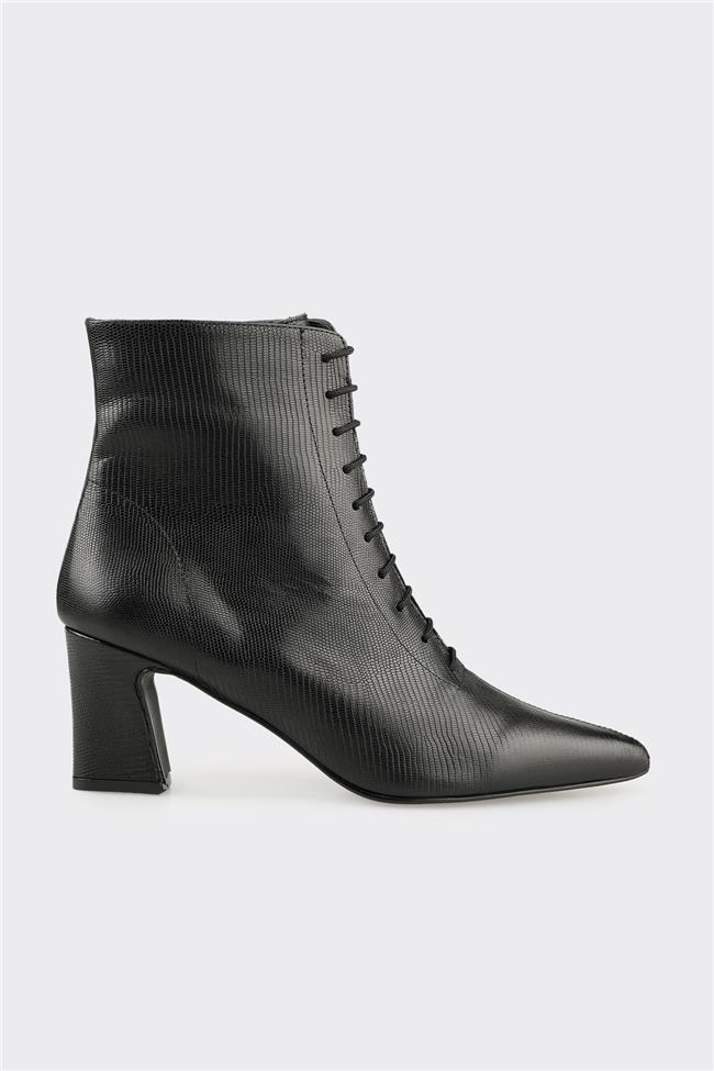 Siyah Deri Kadın Klasik Bot