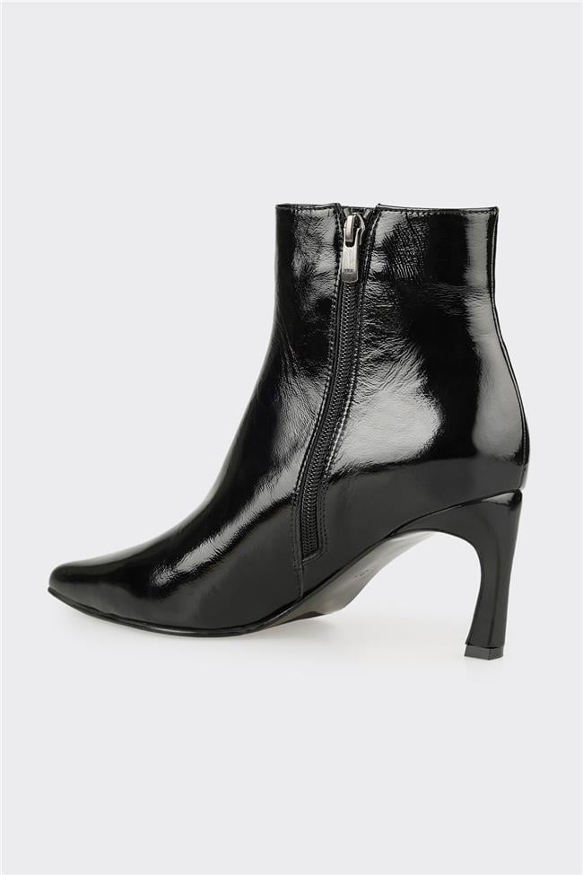 Siyah Deri Kadın Klasik Bot