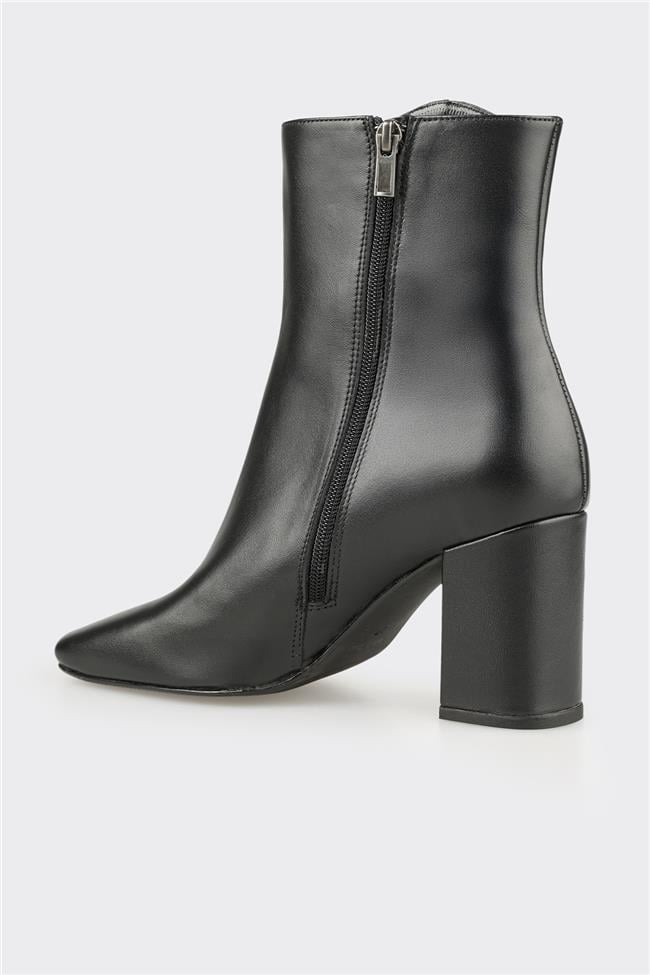 Siyah Deri Kadın Klasik Bot