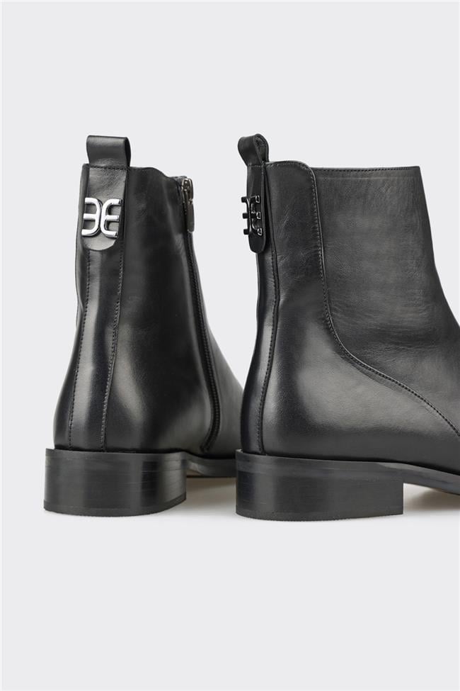 Siyah Deri Kadın Klasik Bot