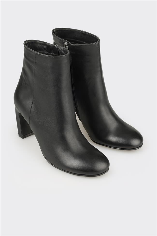 Siyah Deri Kadın Klasik Bot