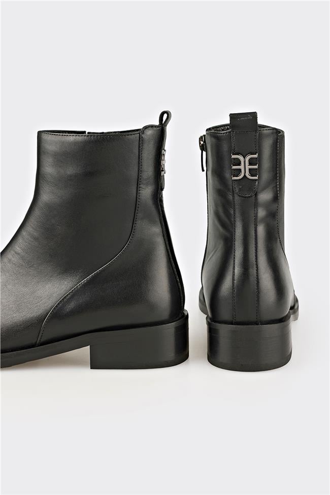 Siyah Deri Kadın Klasik Bot