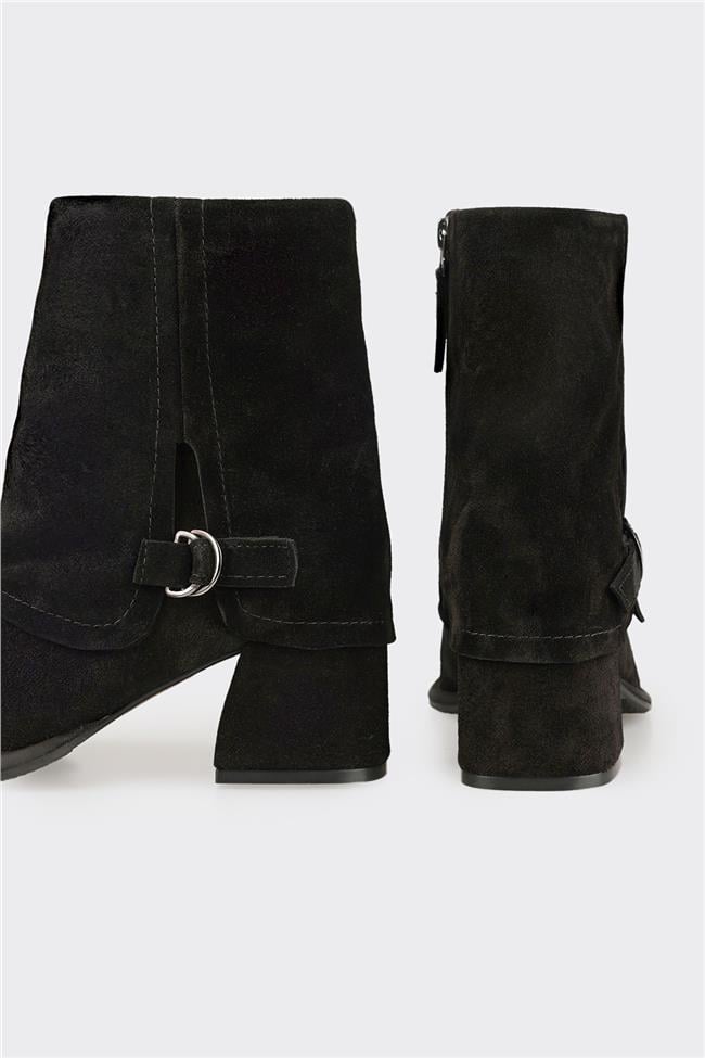 Siyah Deri Kadın Klasik Bot