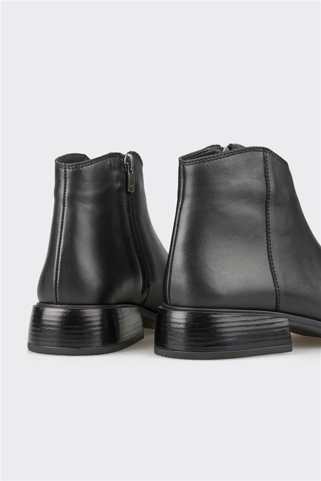 Siyah Deri Kadın Klasik Bot