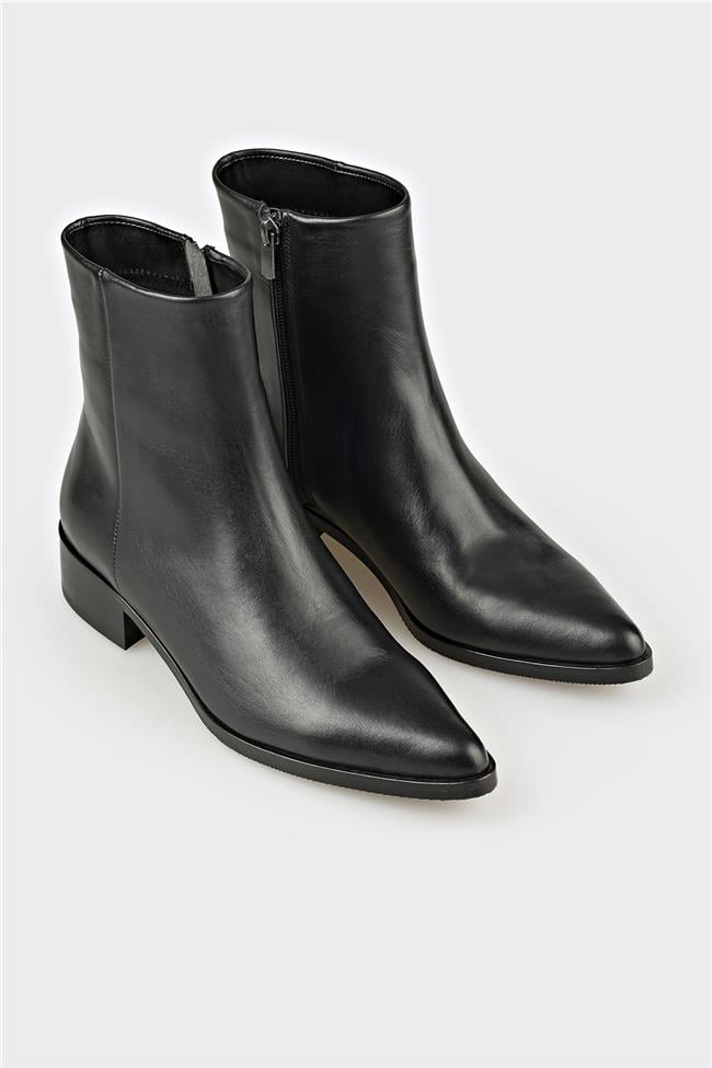 Siyah Deri Kadın Klasik Bot