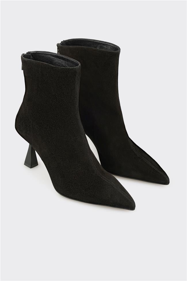 Siyah Deri Kadın Klasik Bot