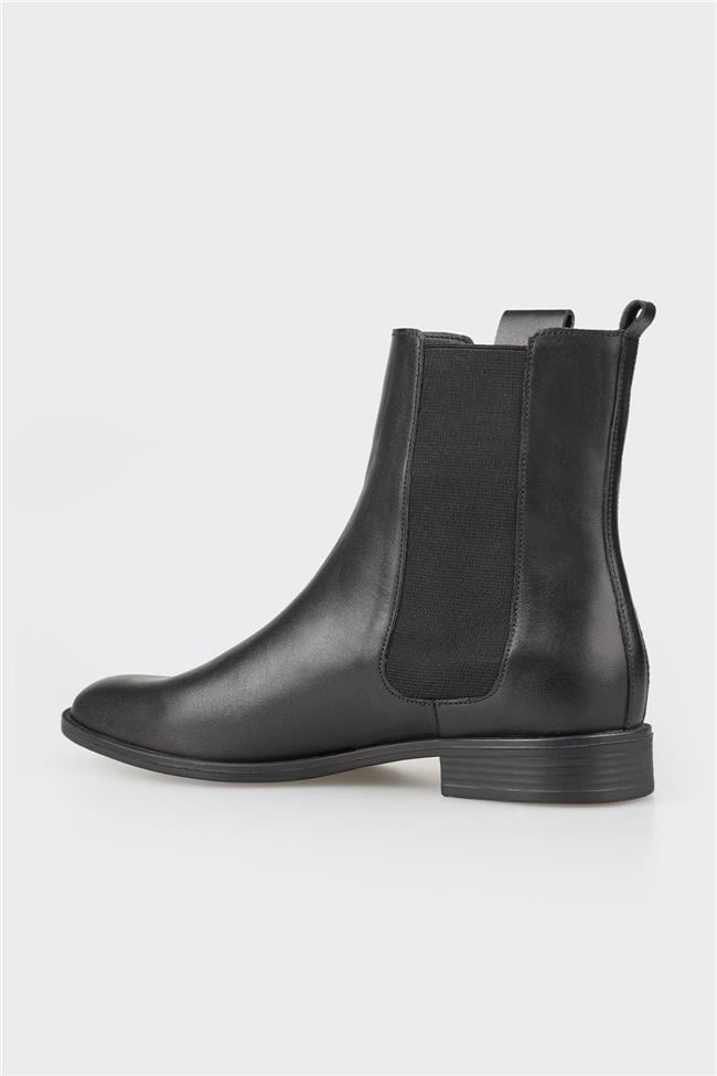 Siyah Deri Kadın Klasik Düz Bot