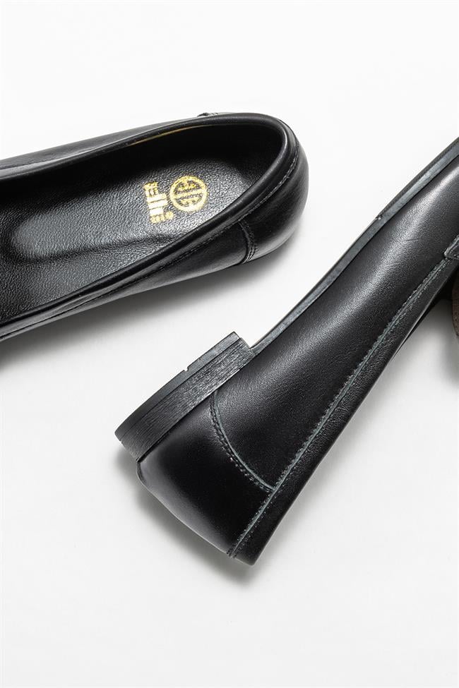 Siyah Deri Kadın Loafer